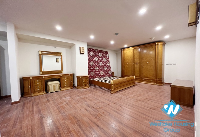 A nice apartment for rent in P building, Ciputra, Tay Ho, Ha Noi